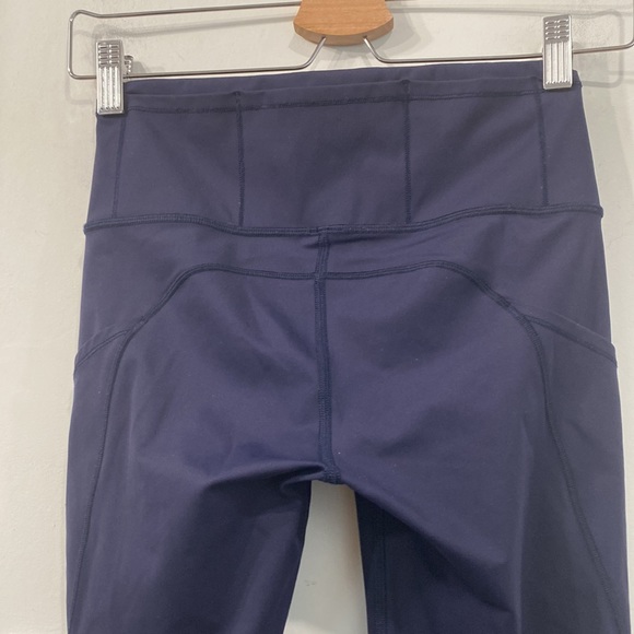 Lululemon Fast & Free Crop (19”) Midnight Navy Size 4 - Picture 14 of 16
